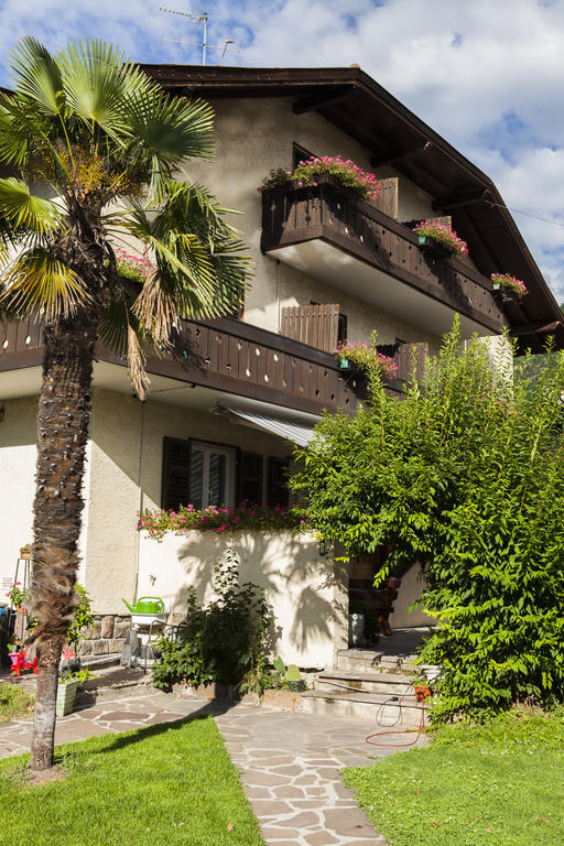 Gasthaus Abram Ora / Auer Exterior foto