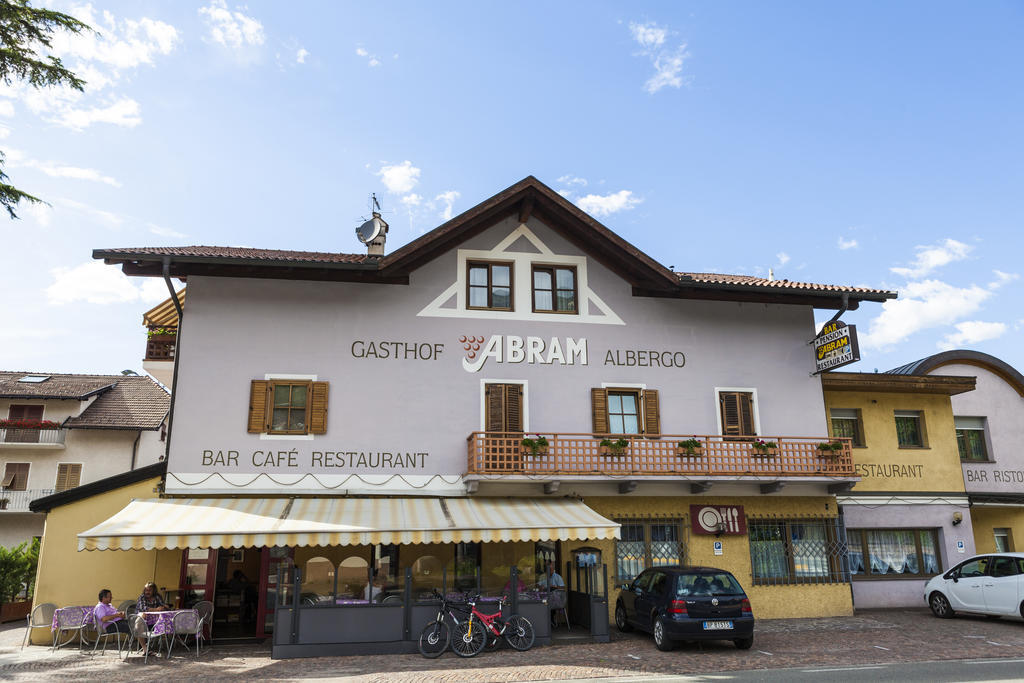 Gasthaus Abram Ora / Auer Exterior foto